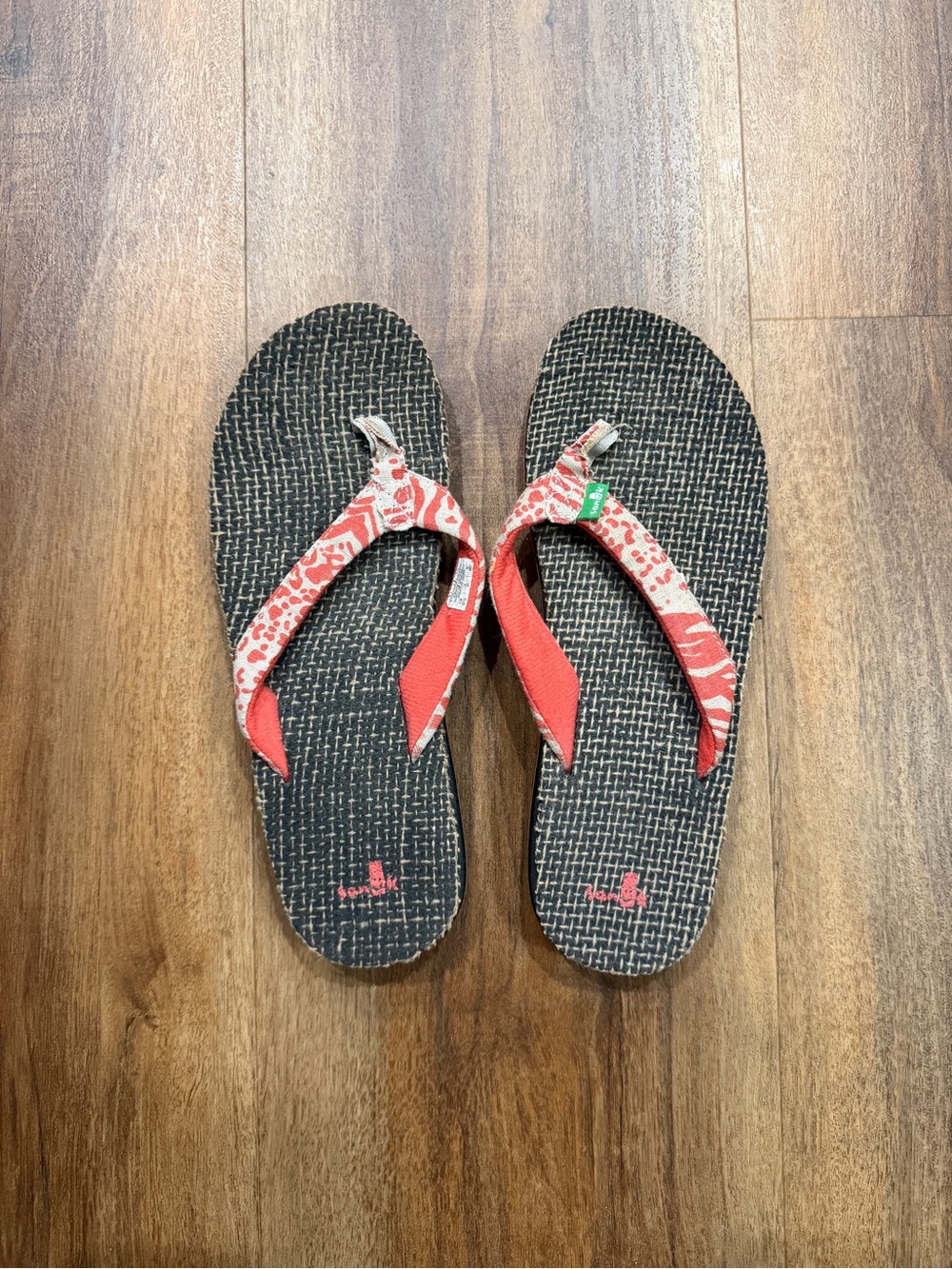 Sanuk Black Textured Sandals with Red Patterned Straps